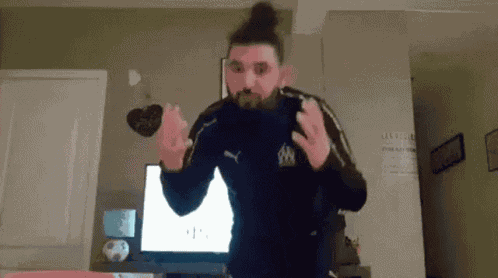 Mohamed Henni Mohamed GIF