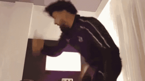 Mohamed Henni GIF