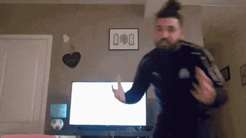 Mohamed Henni GIFs