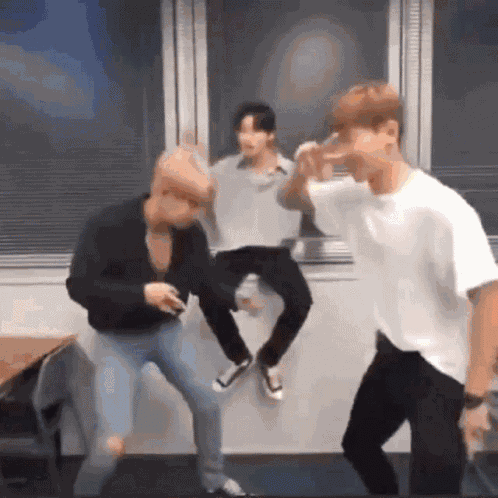 Monsta X Wonho GIF