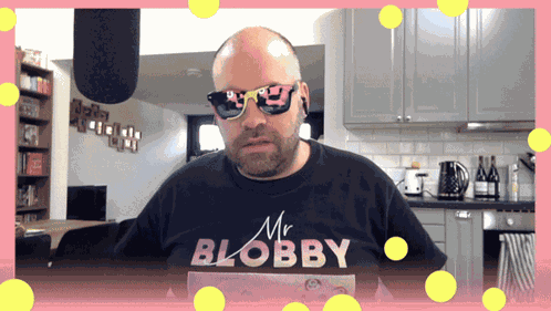 Mr Blobby Woo GIF