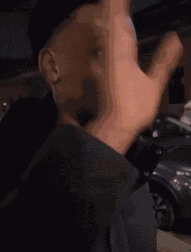 Munasar Brotherjona GIF