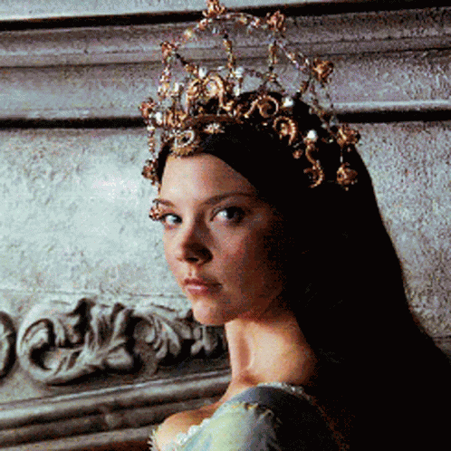 Natalie Dormer GIF