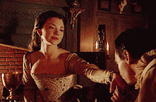 Natalie Dormer GIF