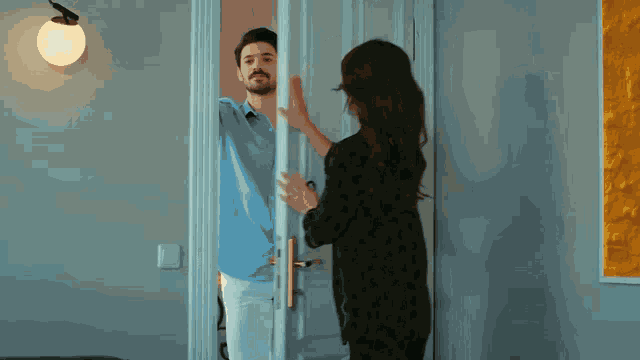 Naz Mir Gizli Sakli GIF