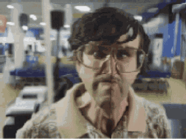 Nerd Vs Geek Android Has The Same Amount Of Quality GIF