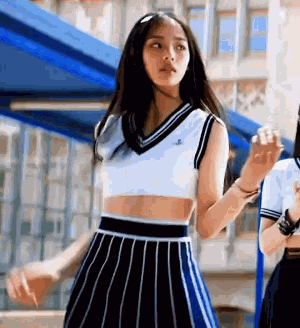 Newjeans Minji GIF