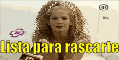 Niurka Con Uñas Largas Listas Para Rascarte GIF