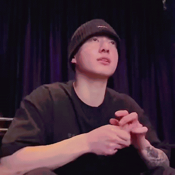 Nochujimi Jungkook Shaking Head No GIF