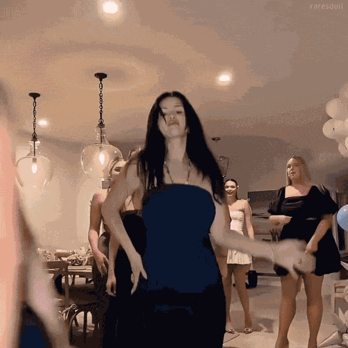 Oceansjonas Selena Gomez GIF