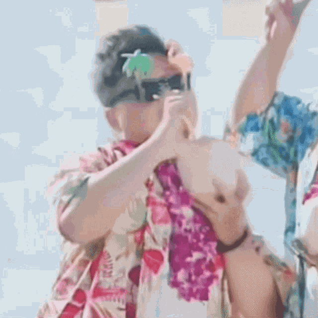 Otter Produce Pandas GIF