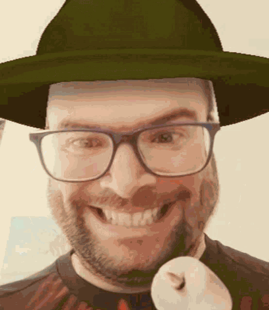 Paul Filters Paul GIF