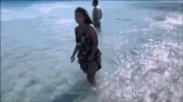 Petra Sakr GIF