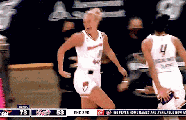 Phoenix Mercury Sophie Cunningham GIF