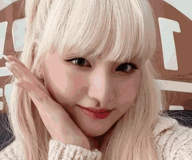 Pink Liz Flashing Gif Liz Ive Pink Flashing GIF