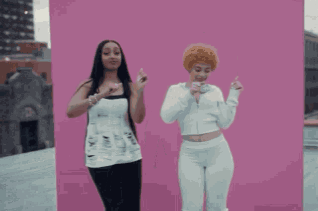 Pinkpantheress Boys A Liar GIF