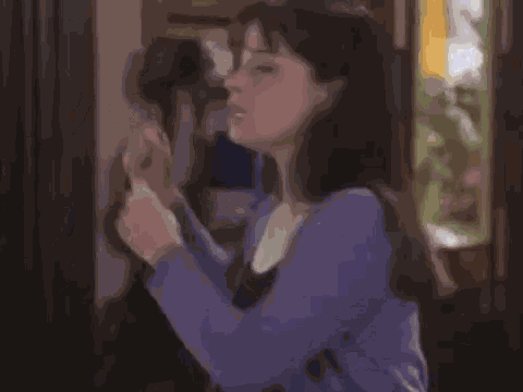 Piper Halliwell Charmed GIF