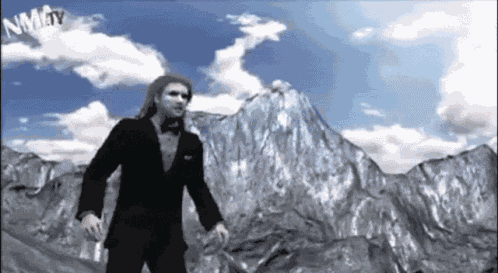 Queen Bye GIF