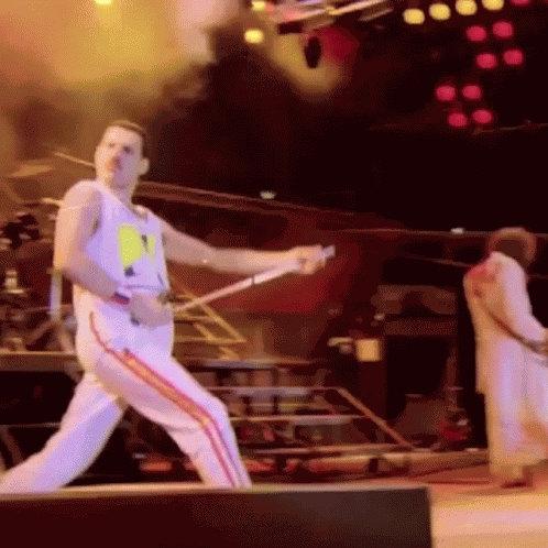 Queen Queen Live GIF