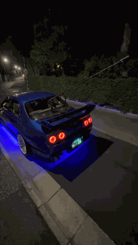 R33 Chovvacrane GIF