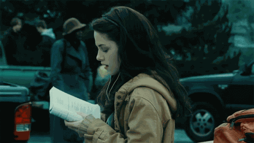 Reading Bella Swan GIF