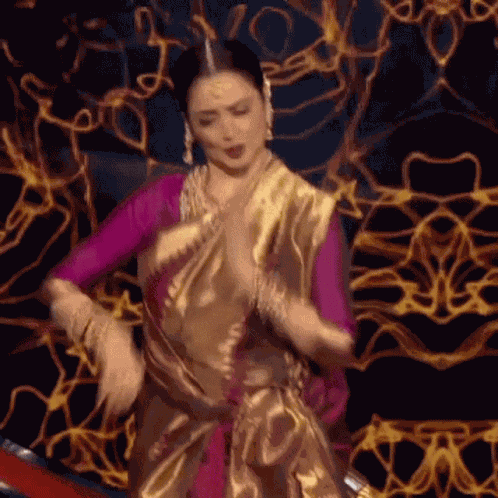 Rekha Rekhaji Bhanurekha Bollywood Indian Idol GIF