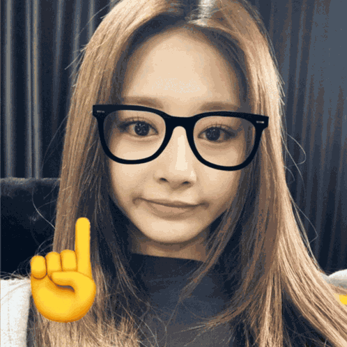 Rinareactions Tzuyu GIF