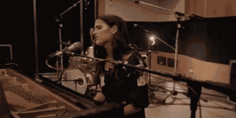 Rozzi Rozzi Crane GIF