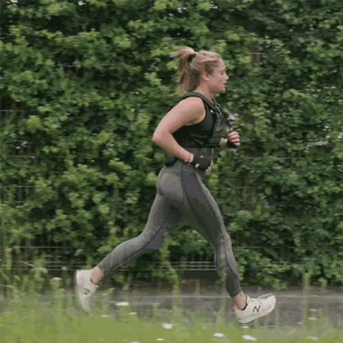 Running Marine Leleu GIF