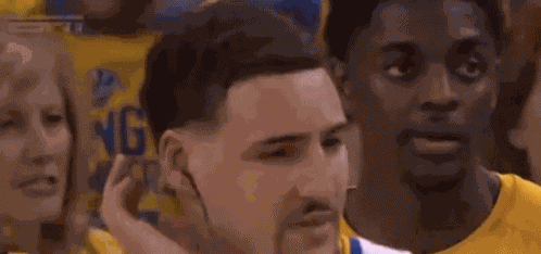 Sangrando Ear Bleed GIF