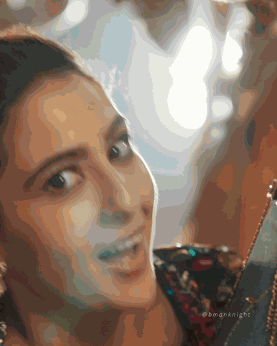 Sara Ali Khan Vicky Kaushal GIF