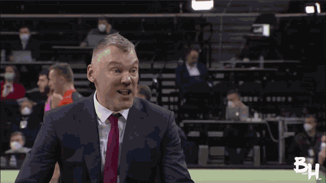 Saras Jasikevicius GIF