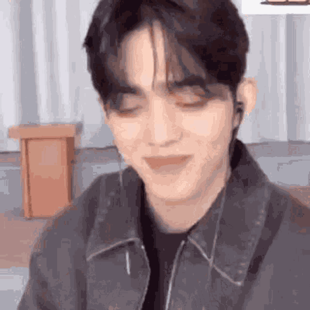 Scoupsgenre Seventeen GIF