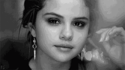 Selena Gomez GIF