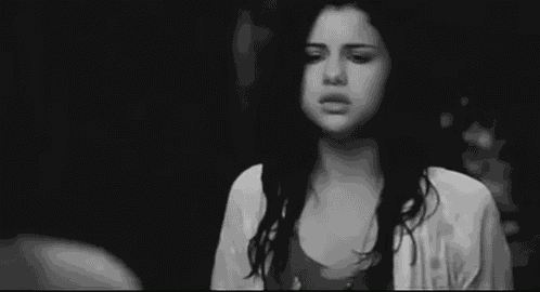 Selena Gomez GIF