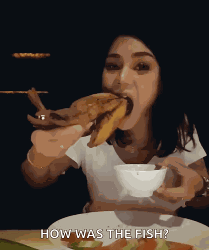 Seru Mukbang GIF