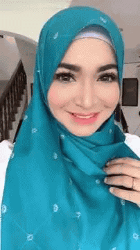 Shawl Aisyah GIF