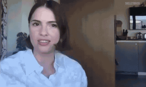 Shelley Catherine Hennig Shelley Hennig GIF