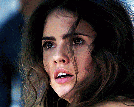 Shelley Hennig Malia Tate GIF