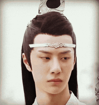 Smirk Wang Yibo GIF