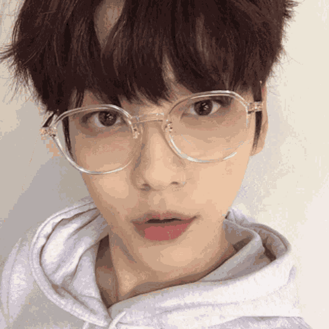 Soobin Selfie GIF