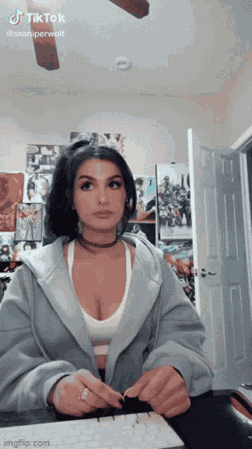 Sssniperwolf GIF
