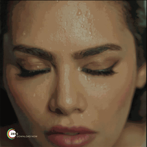 Stare Isha Gupta GIF