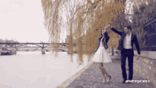 Suma GIF