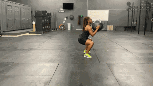Sumo Squat GIF