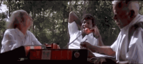 Suriyan Goundamani Insult GIF