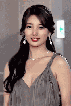 Suzy Baesuzy GIF