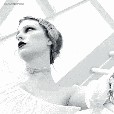 Swifferpics Taylor Swift GIF