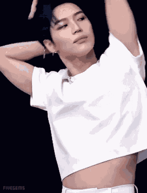 Taemin Croptop GIF