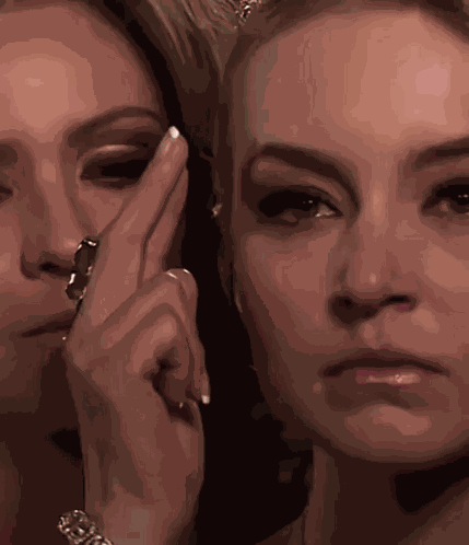 Teresa Telenovela GIF